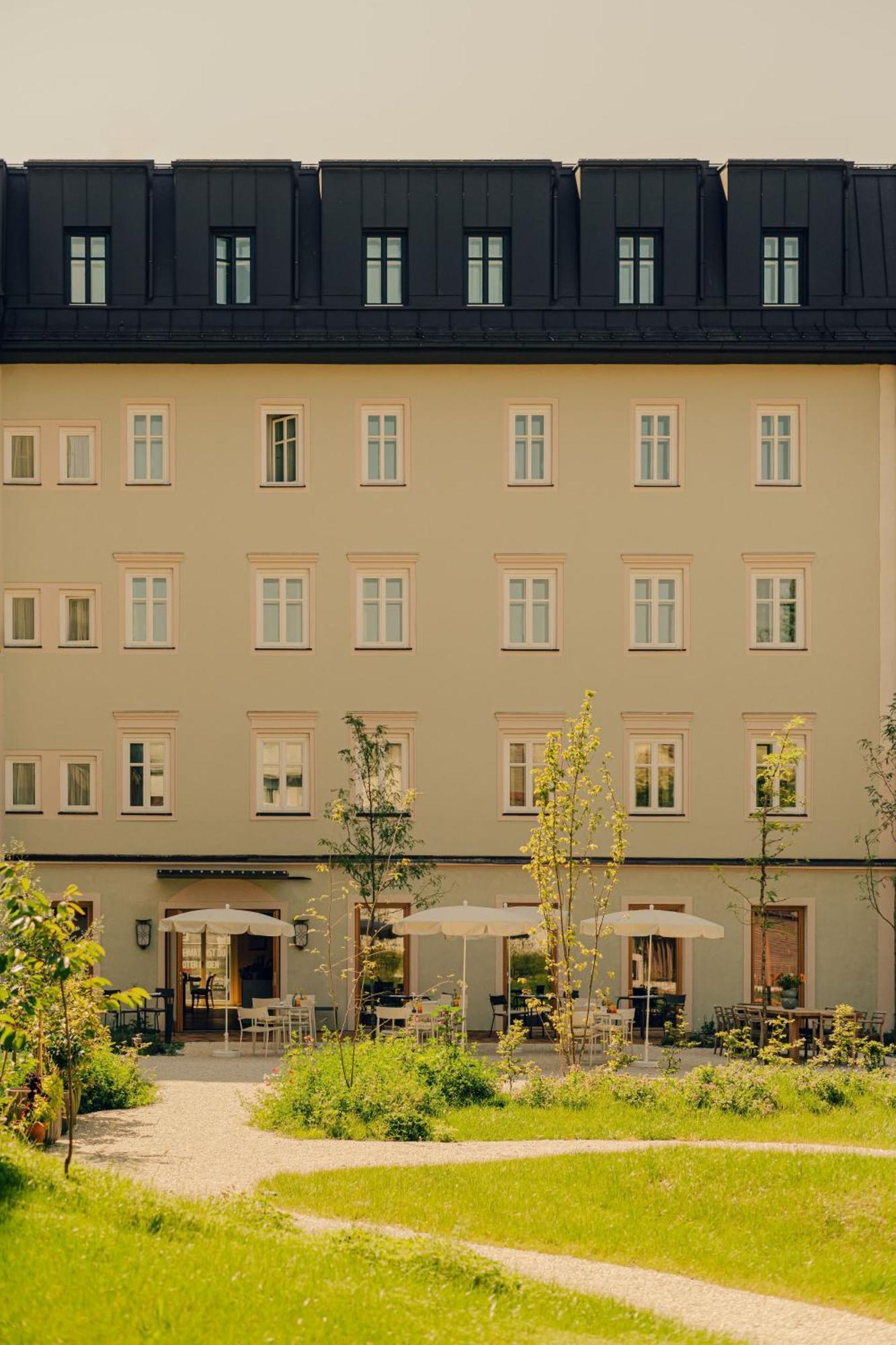 Design Zum Hirschen 4*
